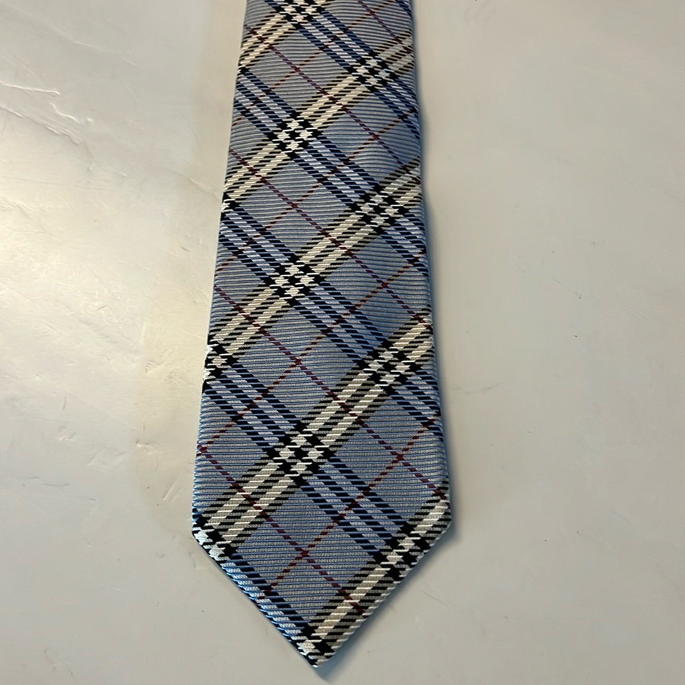 Burberry tie classic check